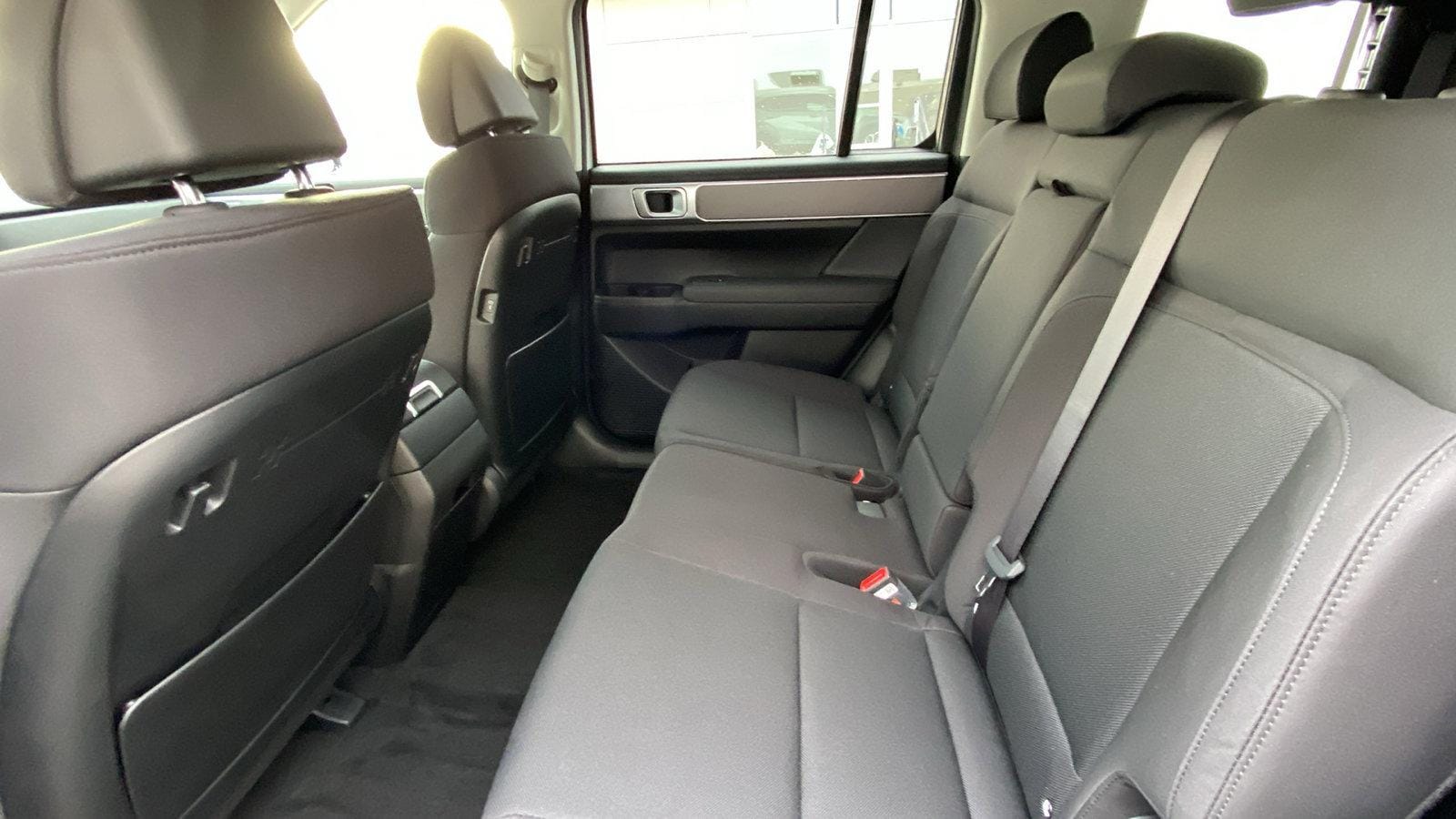 2026 Hyundai Santa Fe SE - Photo 12
