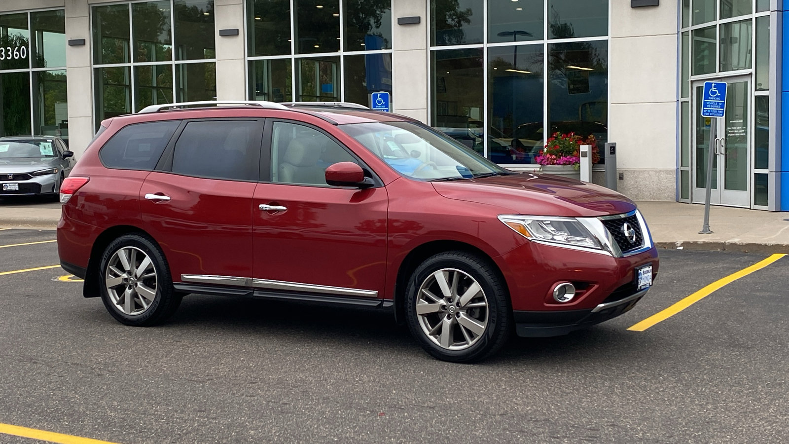 2014 Nissan Pathfinder Platinum