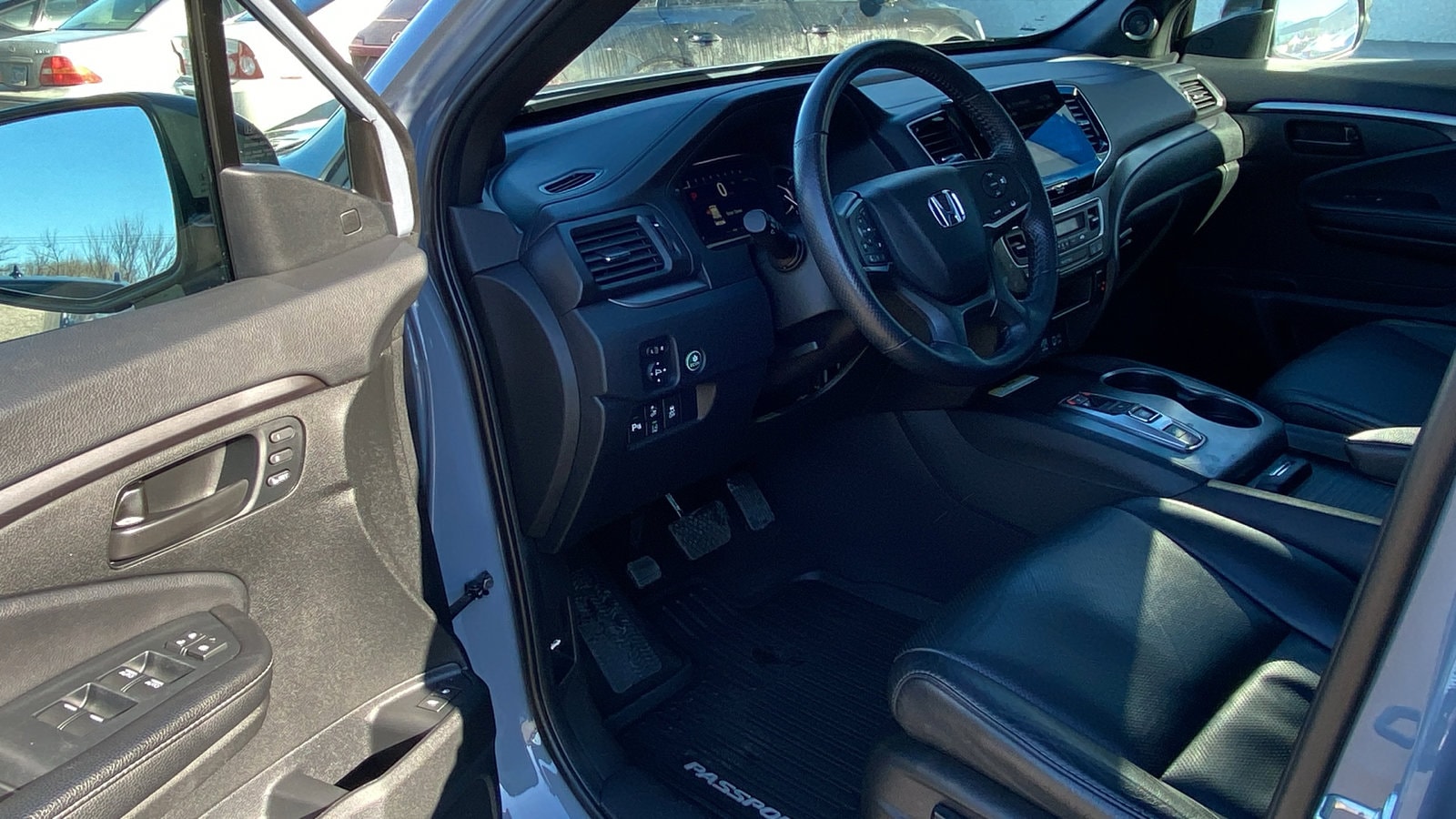 2023 Honda Passport EX-L - Photo 12