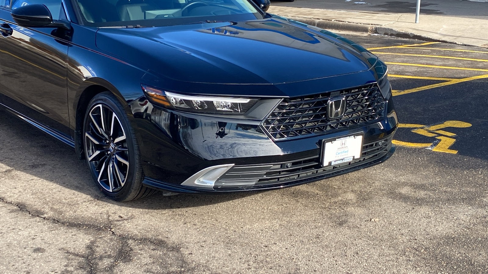 Used 2023 Honda Accord Hybrid Touring with VIN 1HGCY2F84PA001673 for sale in Saint Paul, Minnesota