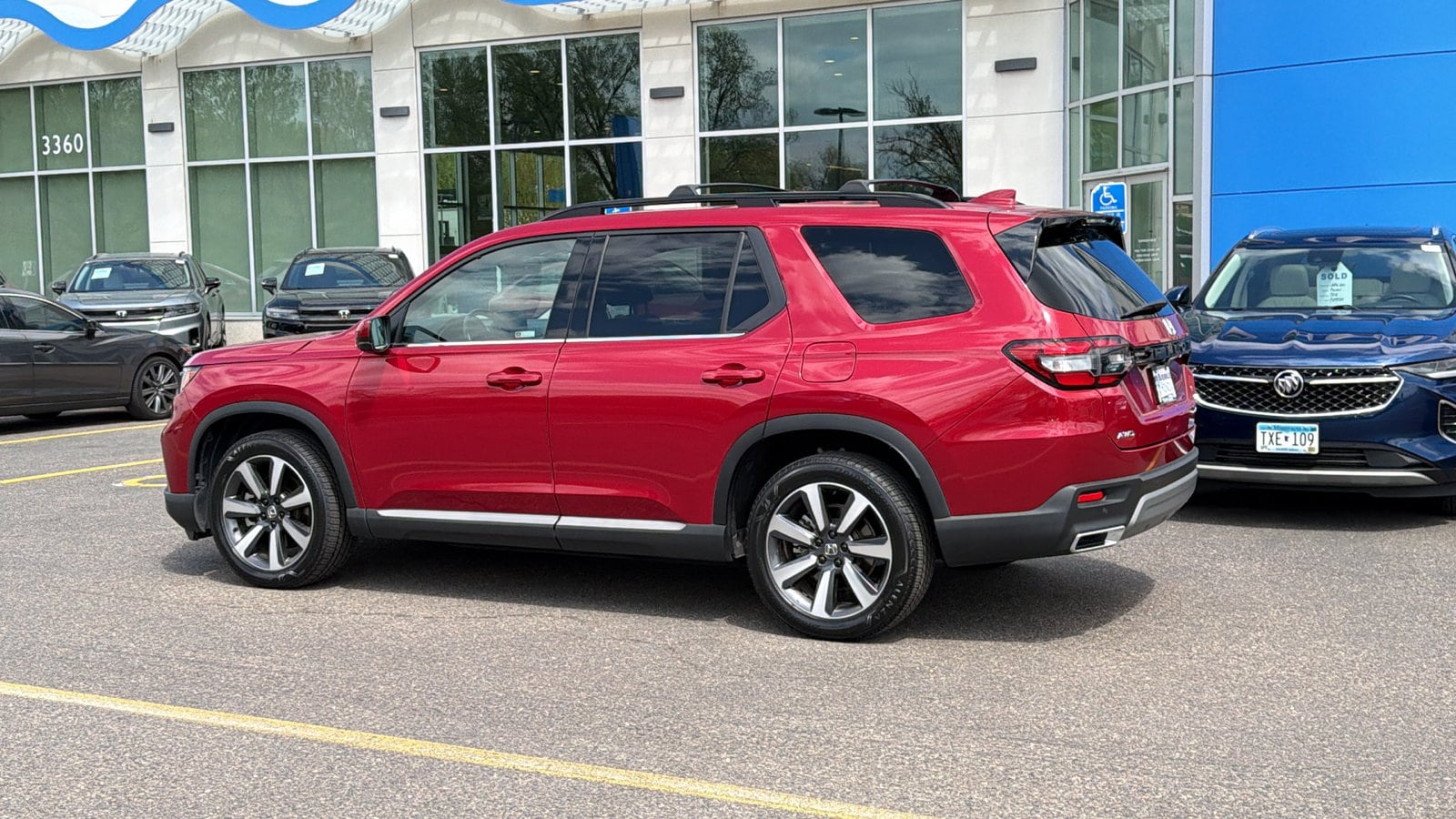 2024 Honda Pilot Touring - Photo 9