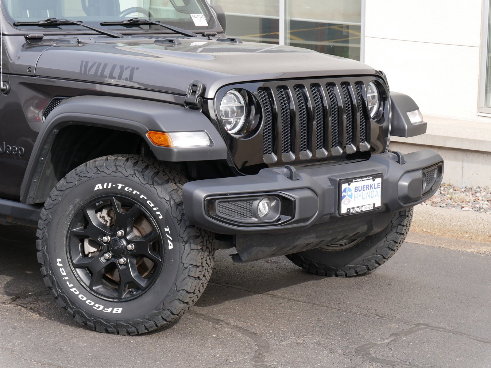 Used 2021 Jeep Wrangler Unlimited Willys with VIN 1C4HJXDG4MW536582 for sale in Saint Paul, Minnesota