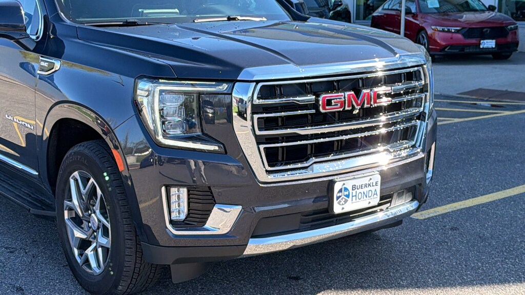 Used 2023 GMC Yukon SLT SUV