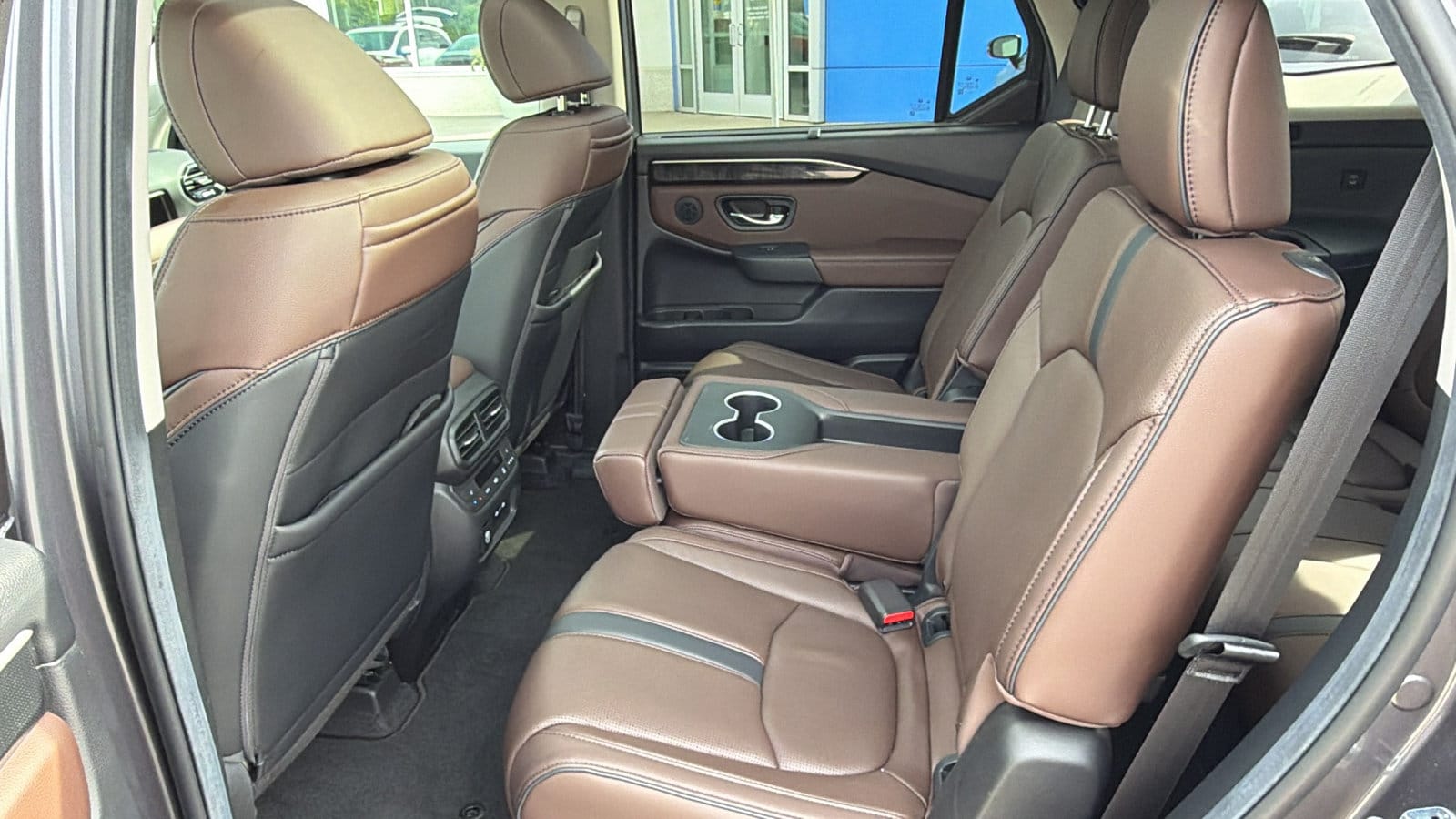 2025 Honda Pilot Elite - Photo 14