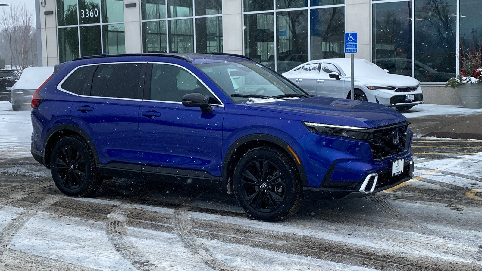 2023 Honda CR-V Sport Touring's photo