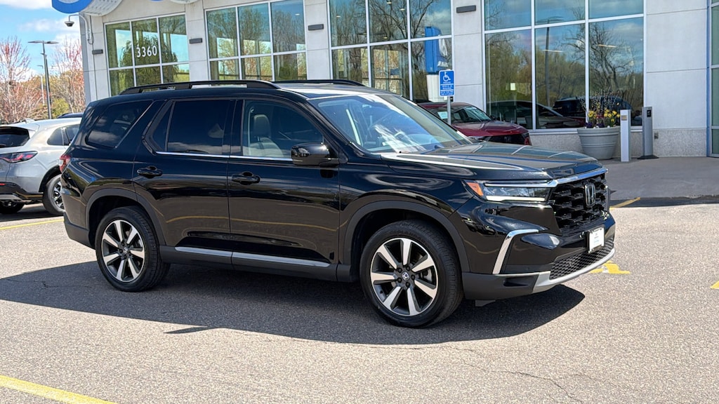 Certified 2025 Honda Pilot Touring SUV