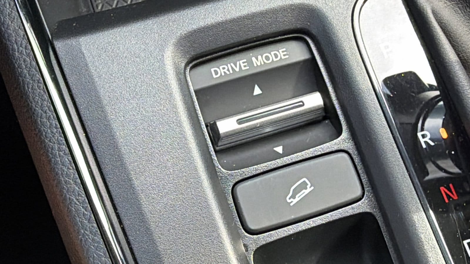 2026 Honda CR-V Sport Touring - Photo 24