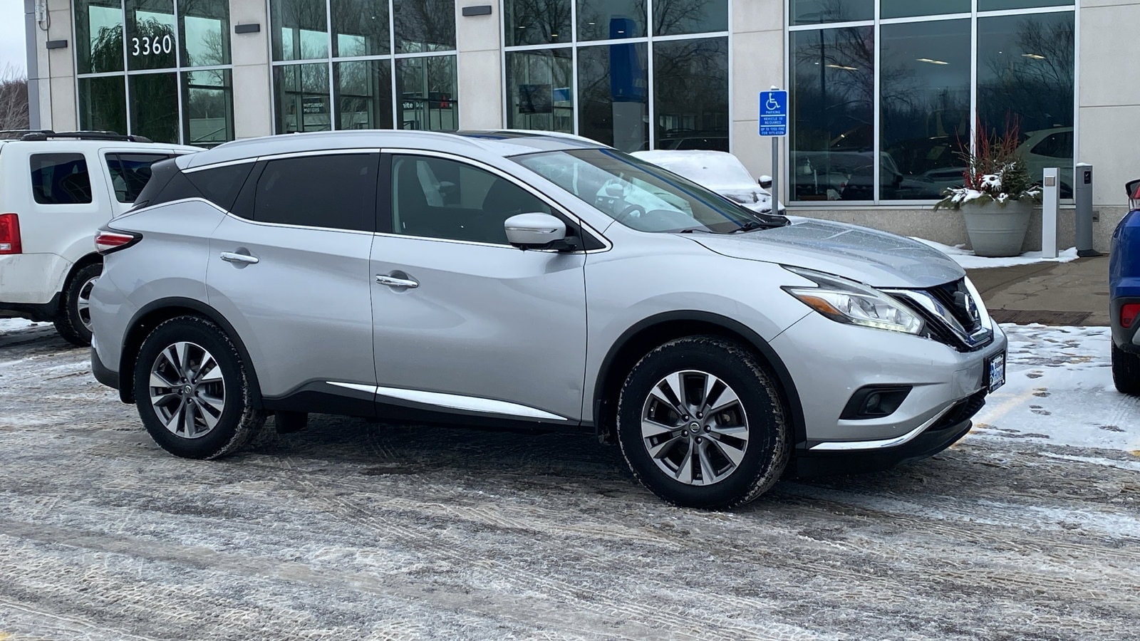 2015 Nissan Murano SL's photo