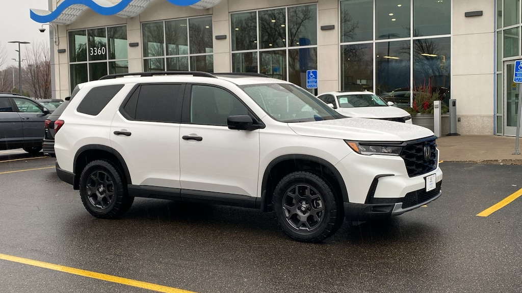 Certified 2024 Honda Pilot TrailSport SUV