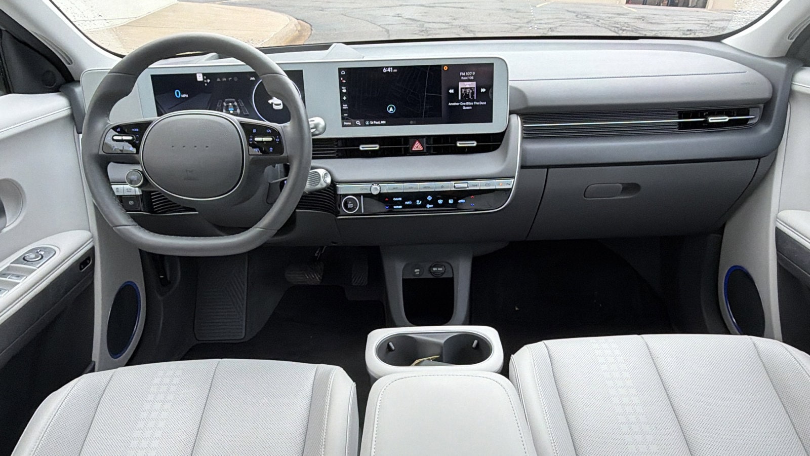 2024 Hyundai IONIQ 5 Limited - Photo 16