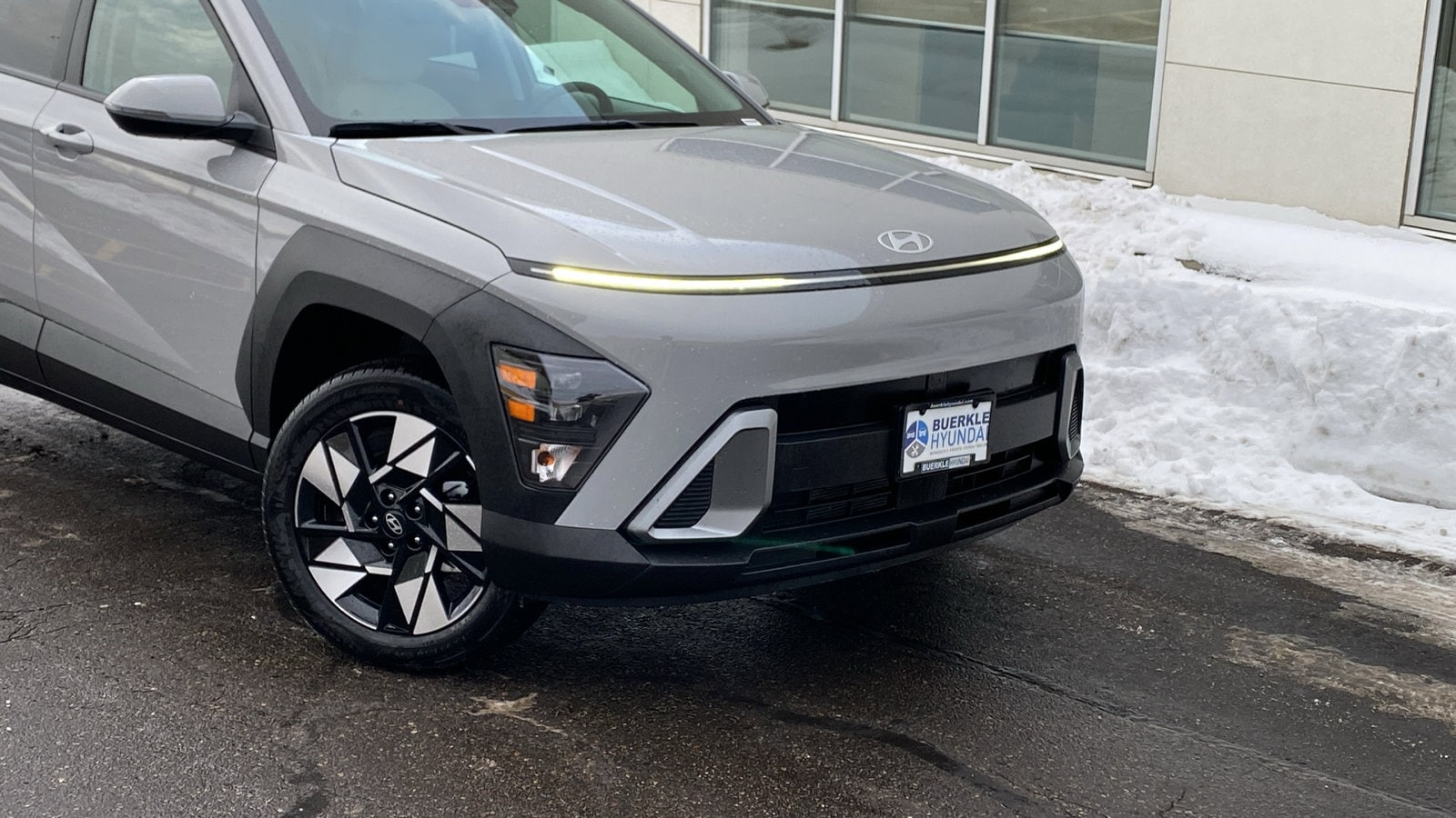 Certified 2025 Hyundai Kona SEL with VIN KM8HBCAB5SU313664 for sale in Saint Paul, Minnesota