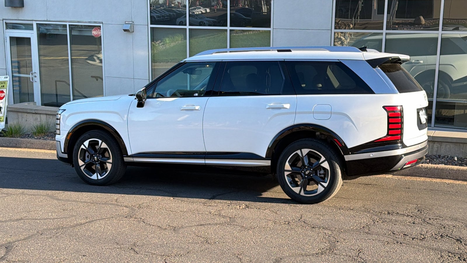 2026 Hyundai Palisade Limited - Photo 30