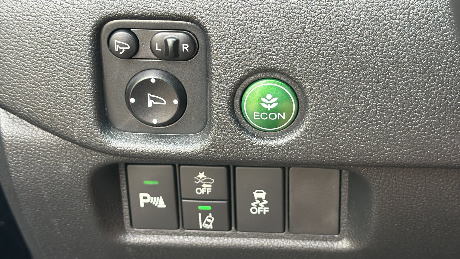 2022 Honda Pilot Elite - Photo 24