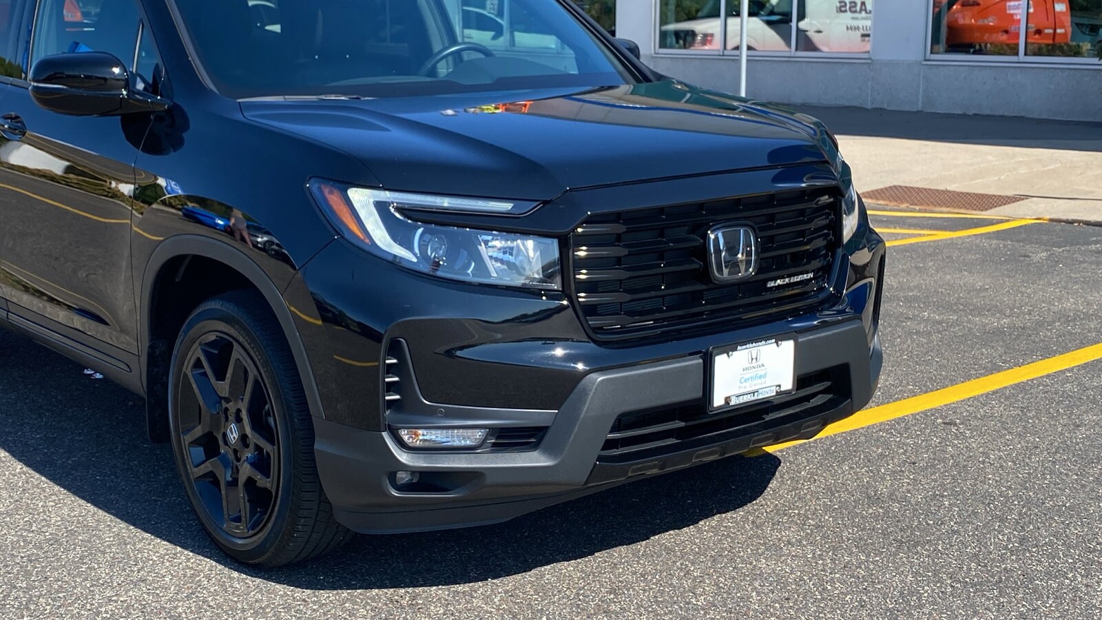 2024 Honda Passport Black Edition photo 3