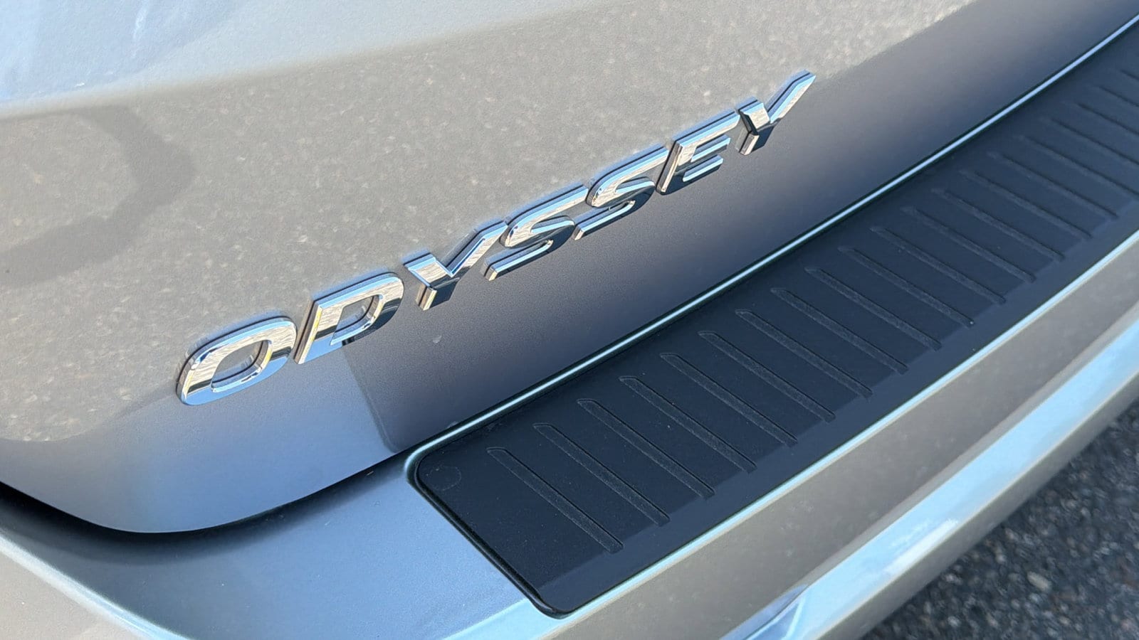 2026 Honda Odyssey EX-L - Photo 8