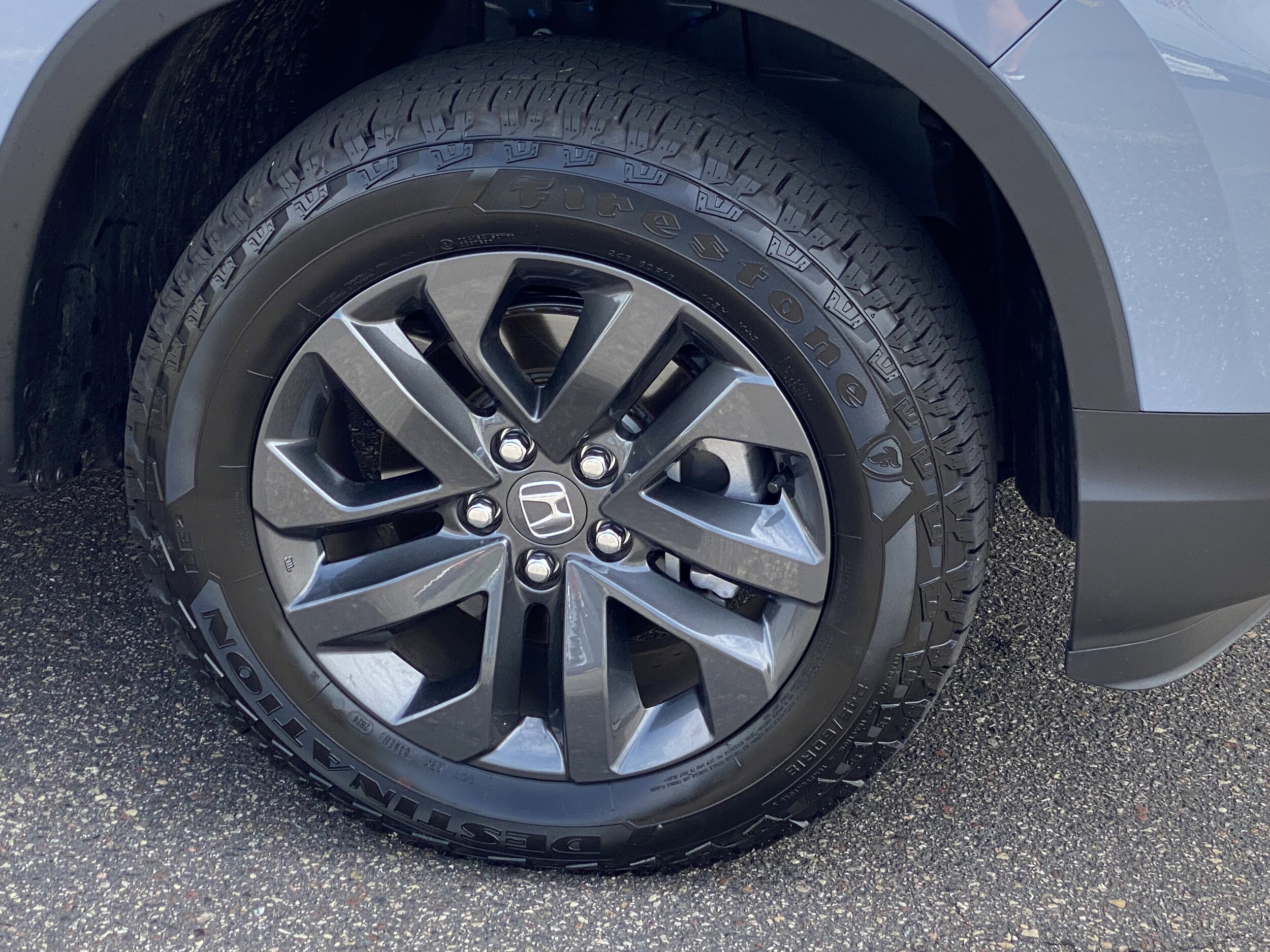 2025 Honda Ridgeline Sport photo 2