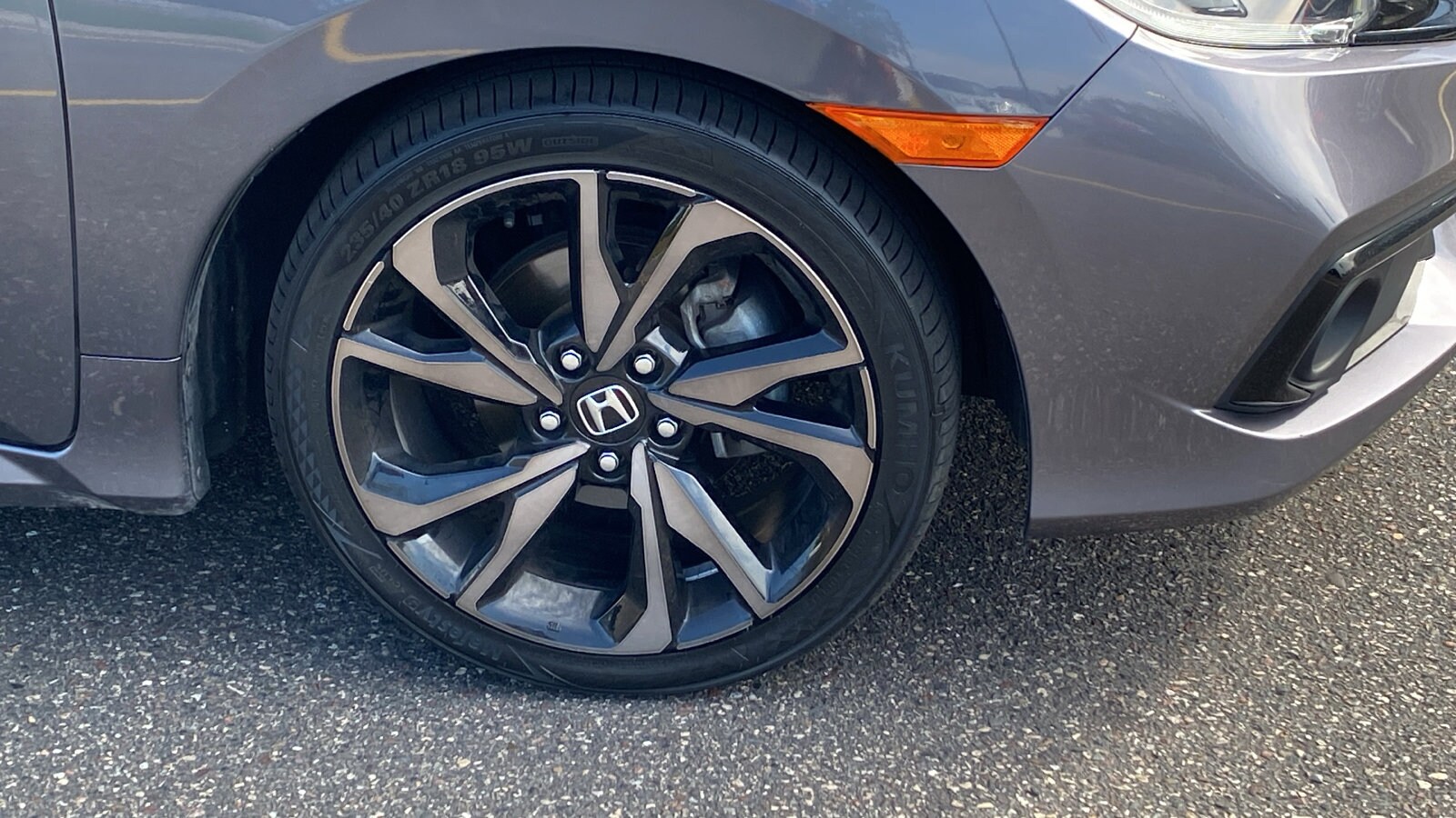 2020 Honda Civic Sport photo 4