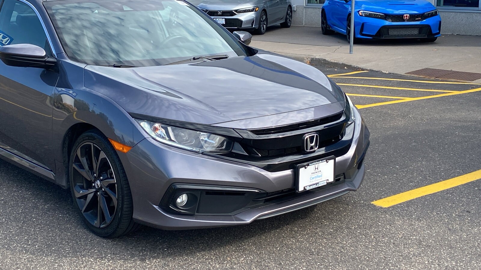 2020 Honda Civic Sport photo 3