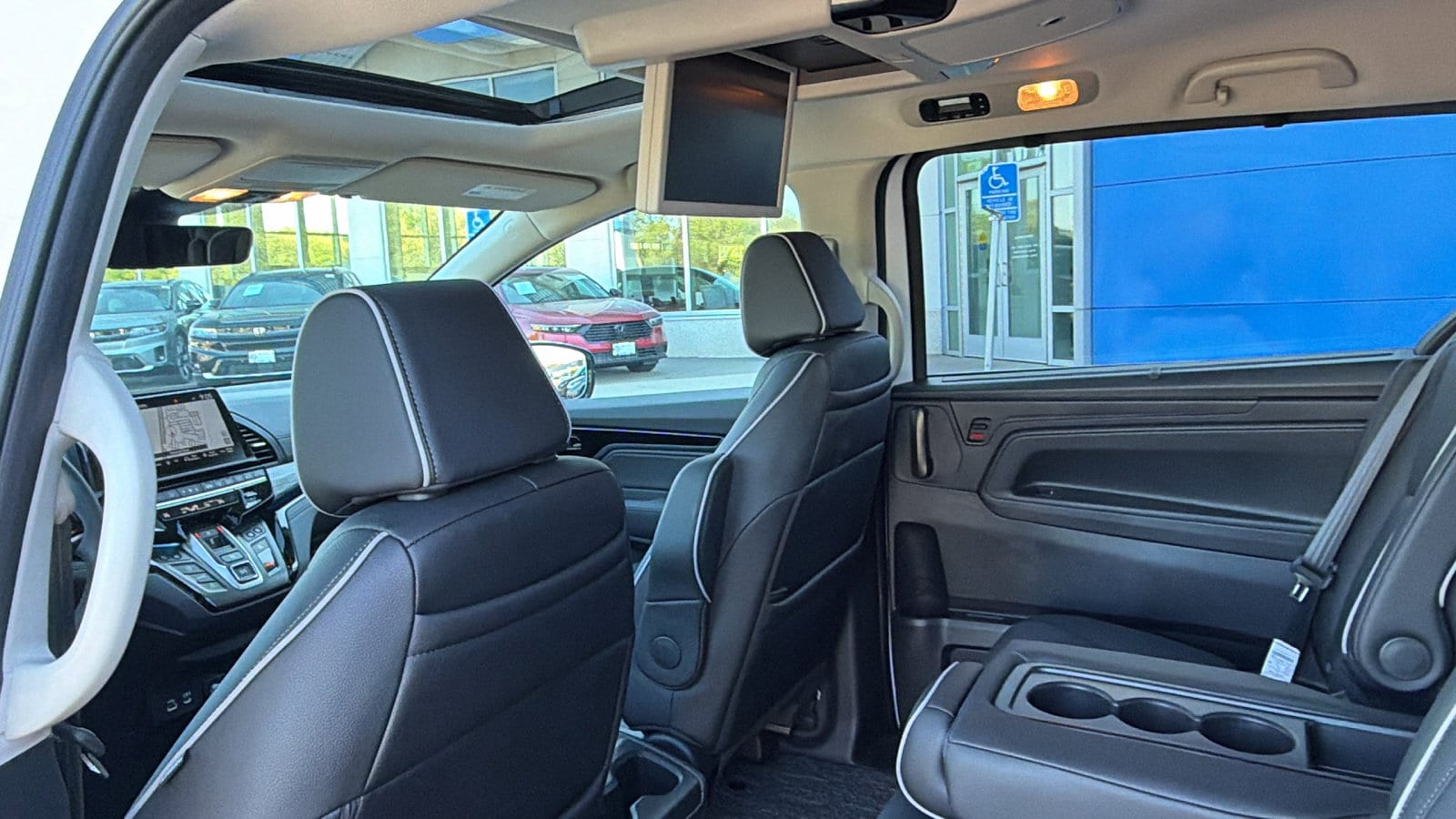 2026 Honda Odyssey Elite - Photo 15