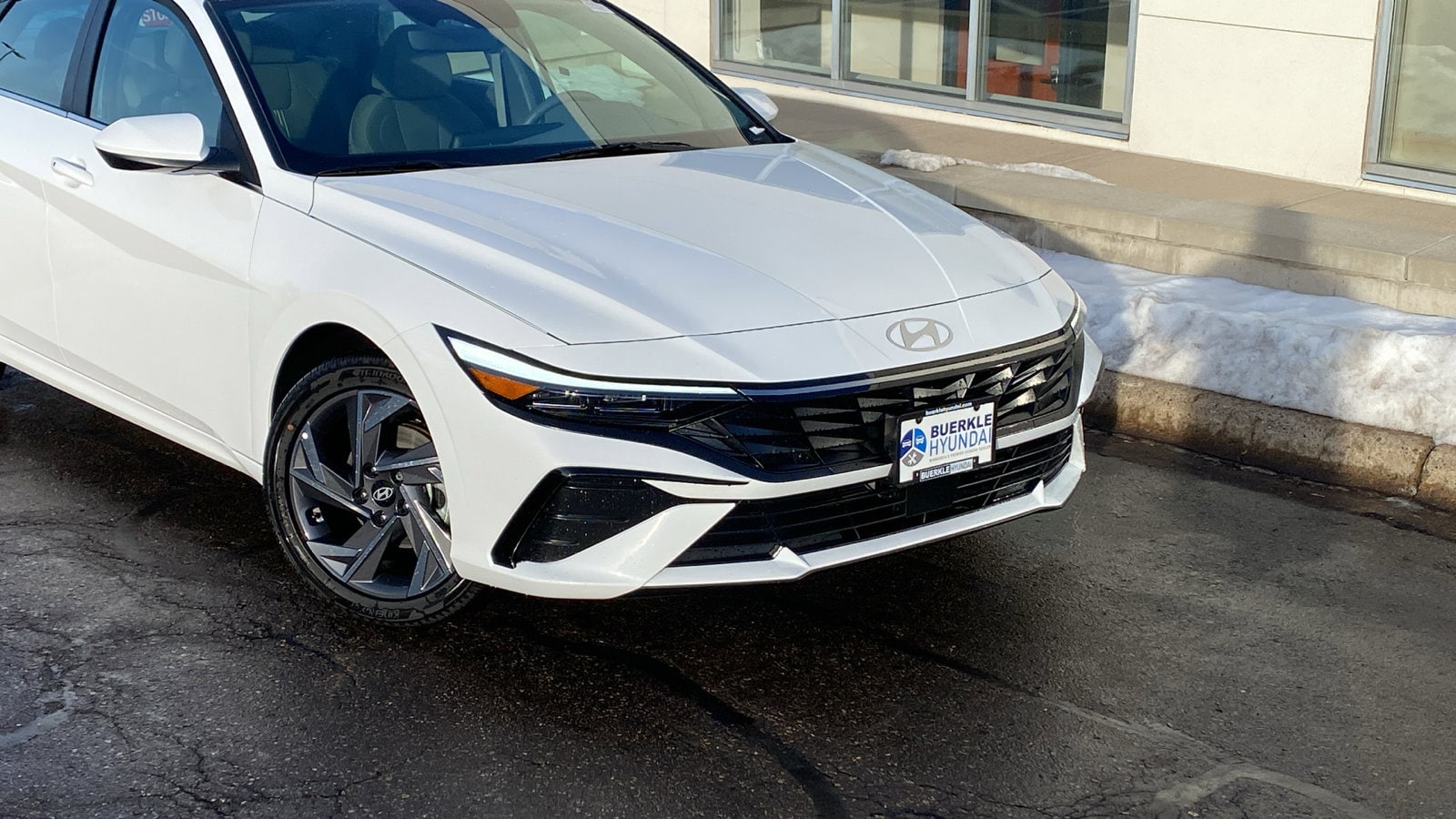 Certified 2025 Hyundai Elantra SEL with VIN KMHLS4DG6SU931969 for sale in Saint Paul, Minnesota