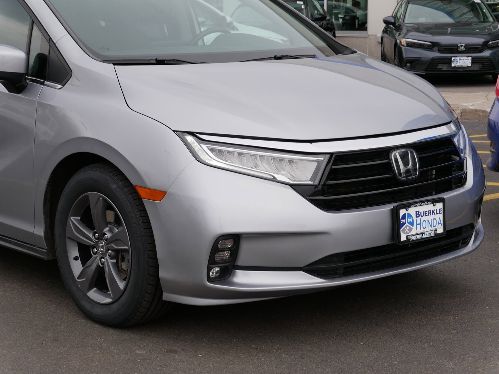 Used 2021 Honda Odyssey EX with VIN 5FNRL6H55MB009334 for sale in Saint Paul, Minnesota