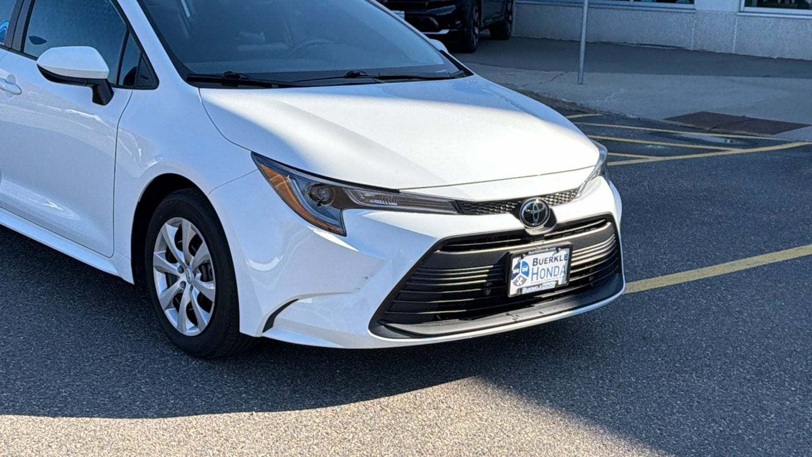 Used 2025 Toyota Corolla LE with VIN 5YFB4MDE3SP263635 for sale in Saint Paul, Minnesota