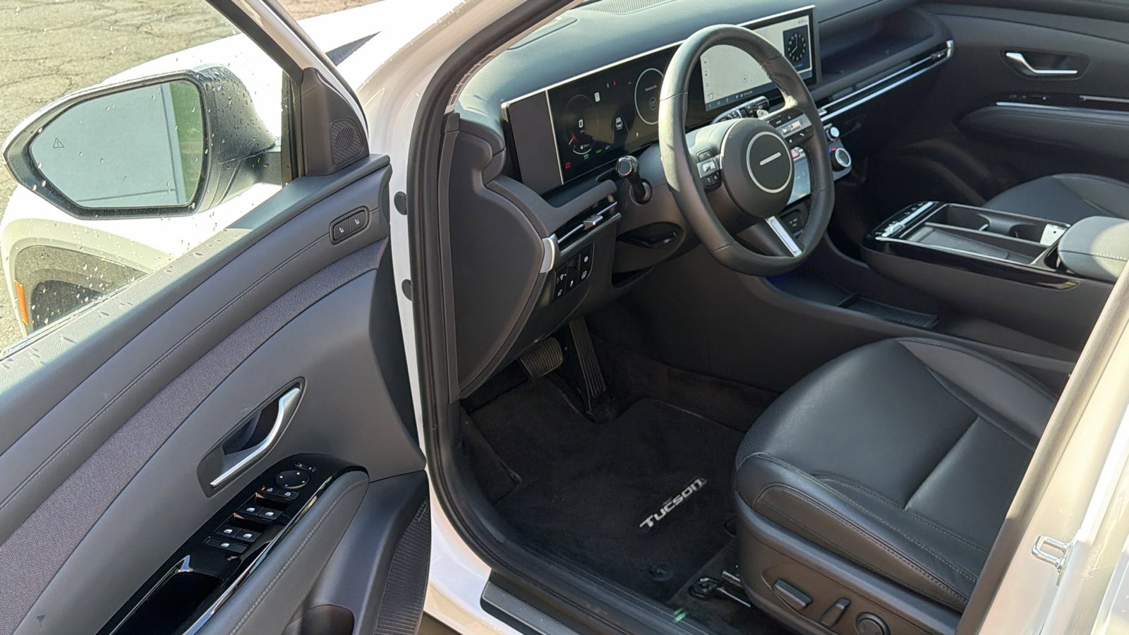 2026 Hyundai Tucson Limited - Photo 9