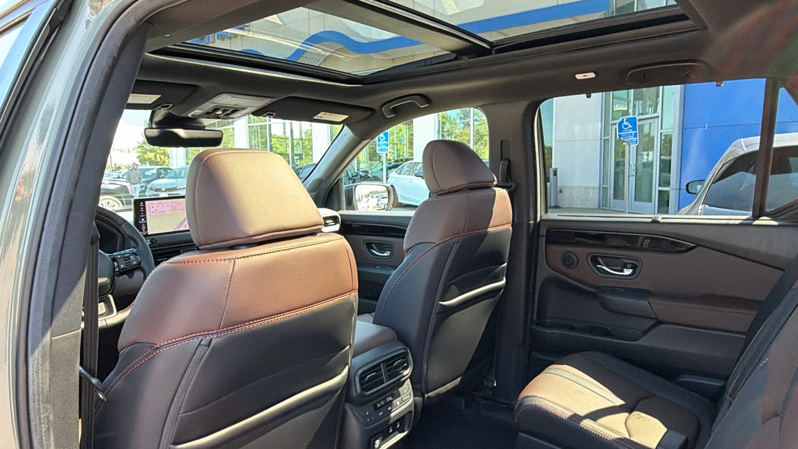 2026 Honda Pilot TrailSport - Photo 14