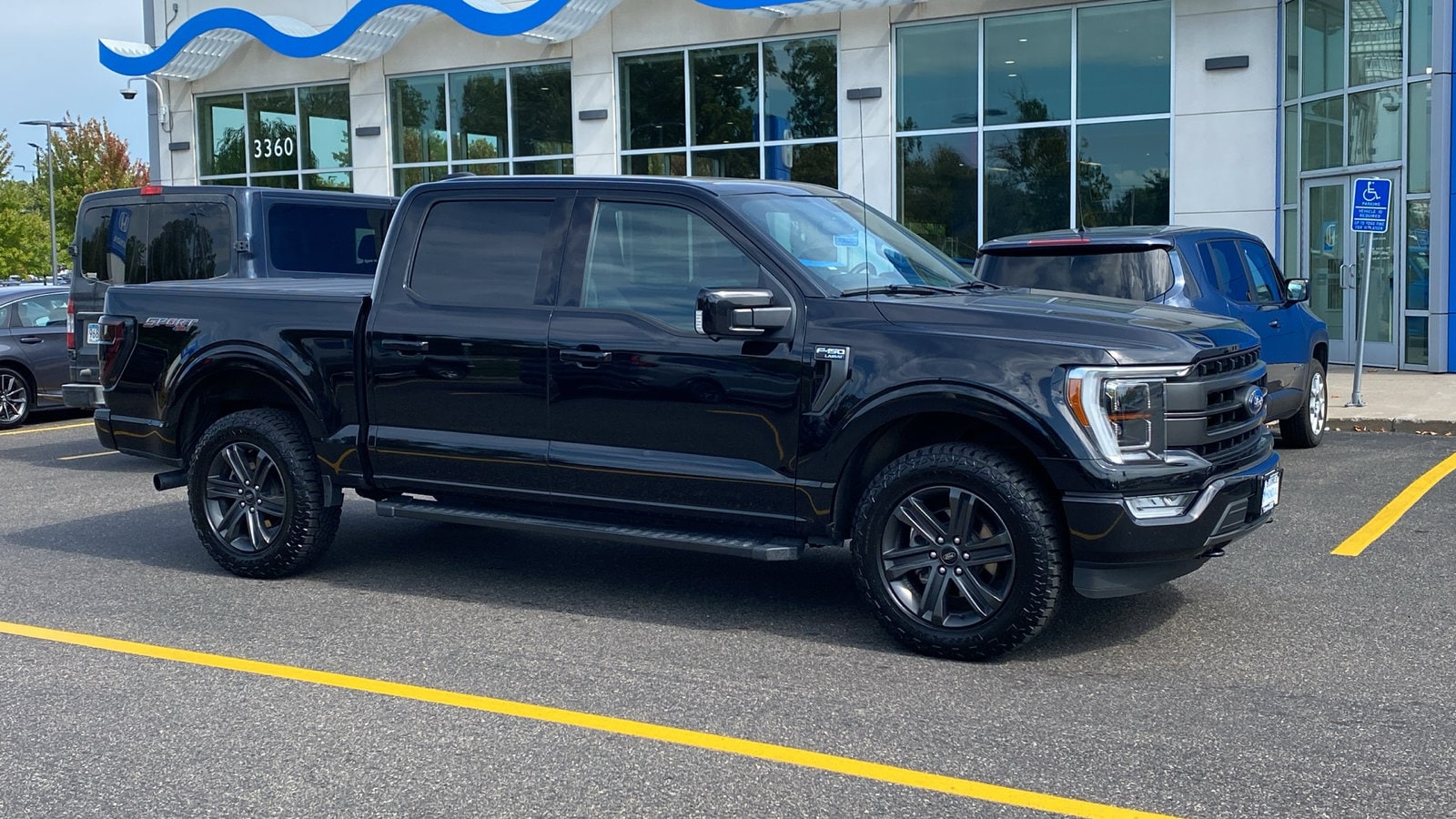 Used 2021 Ford F-150 Lariat with VIN 1FTFW1E85MFA60601 for sale in Saint Paul, Minnesota