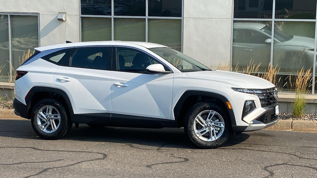 New 2026 Hyundai Tucson SE AWD SUV