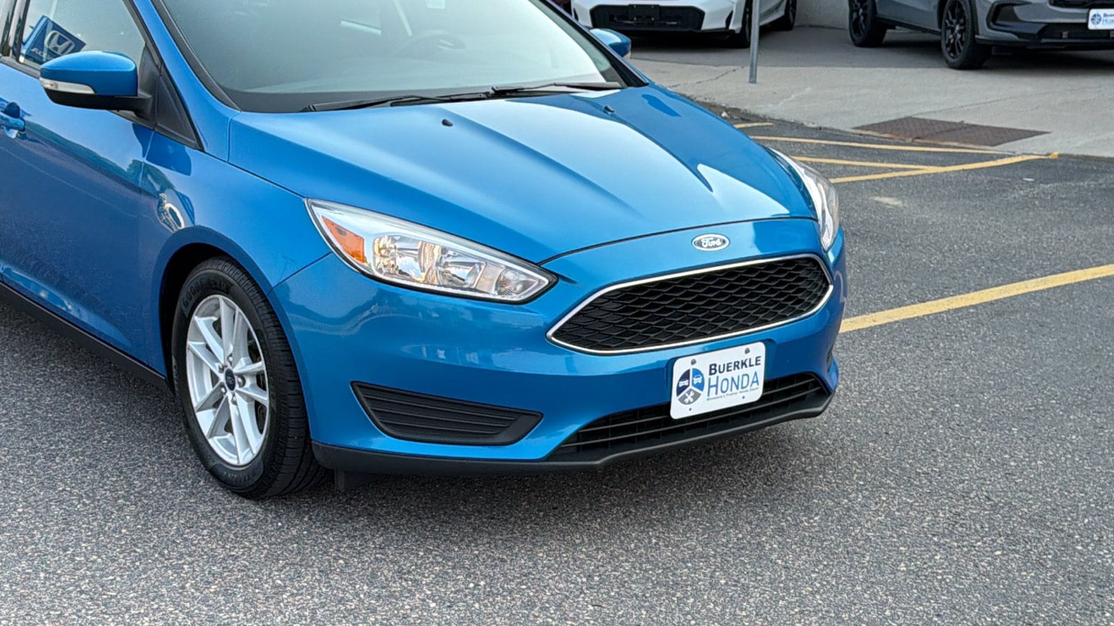 Used 2016 Ford Focus SE with VIN 1FADP3K26GL390355 for sale in Saint Paul, Minnesota