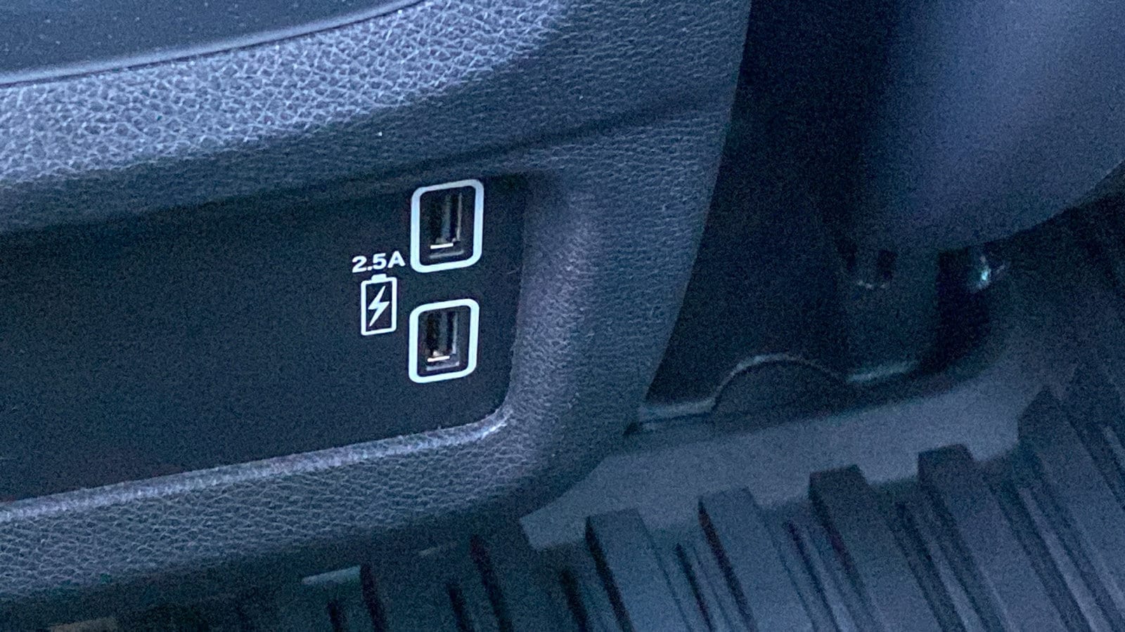 2023 Honda Passport EX-L - Photo 20