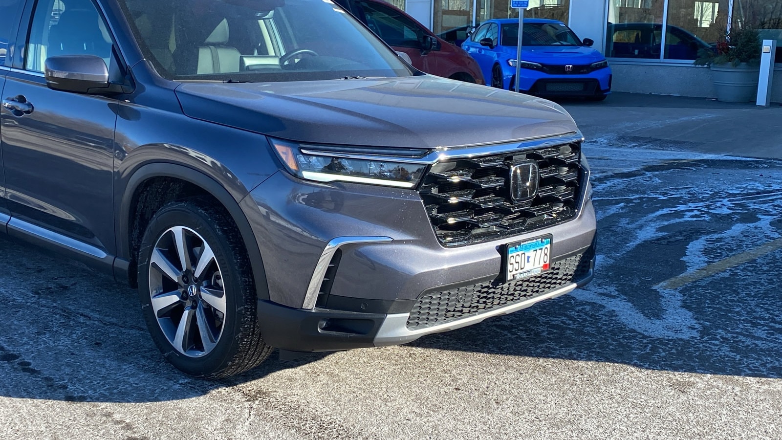 Certified 2025 Honda Pilot Touring with VIN 5FNYG1H74SB150252 for sale in Saint Paul, Minnesota