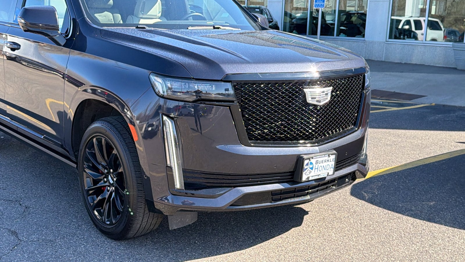 Used 2022 Cadillac Escalade Sport with VIN 1GYS4FKL8NR255158 for sale in Saint Paul, Minnesota
