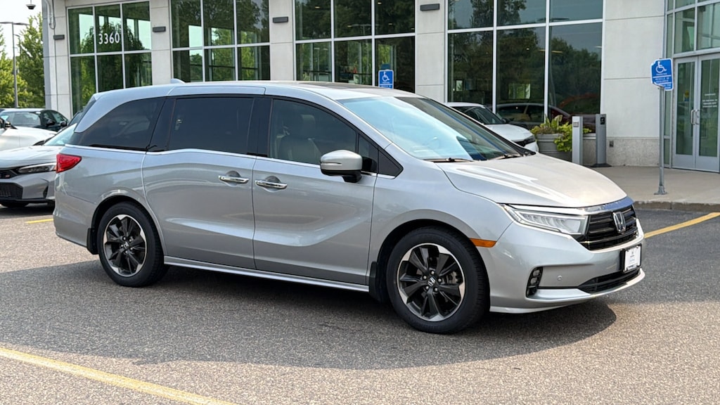 Certified 2021 Honda Odyssey Elite Van