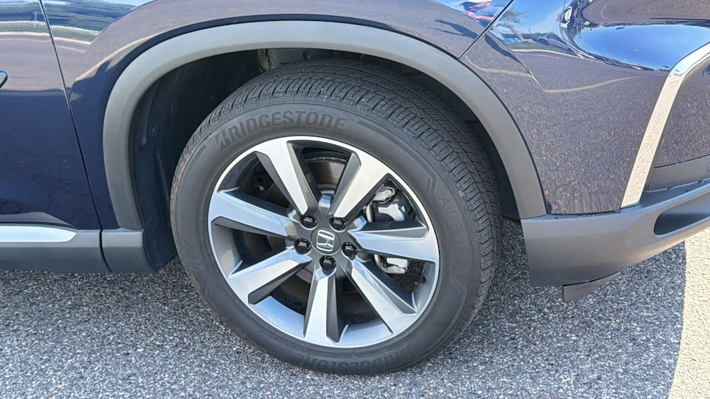 Certified 2025 Honda Pilot Elite SUV