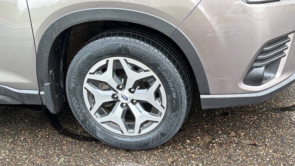 Used 2024 Subaru Forester Premium SUV
