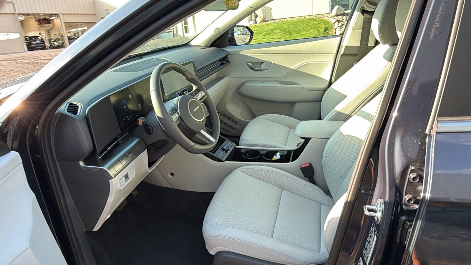 2026 Hyundai Kona Limited - Photo 10