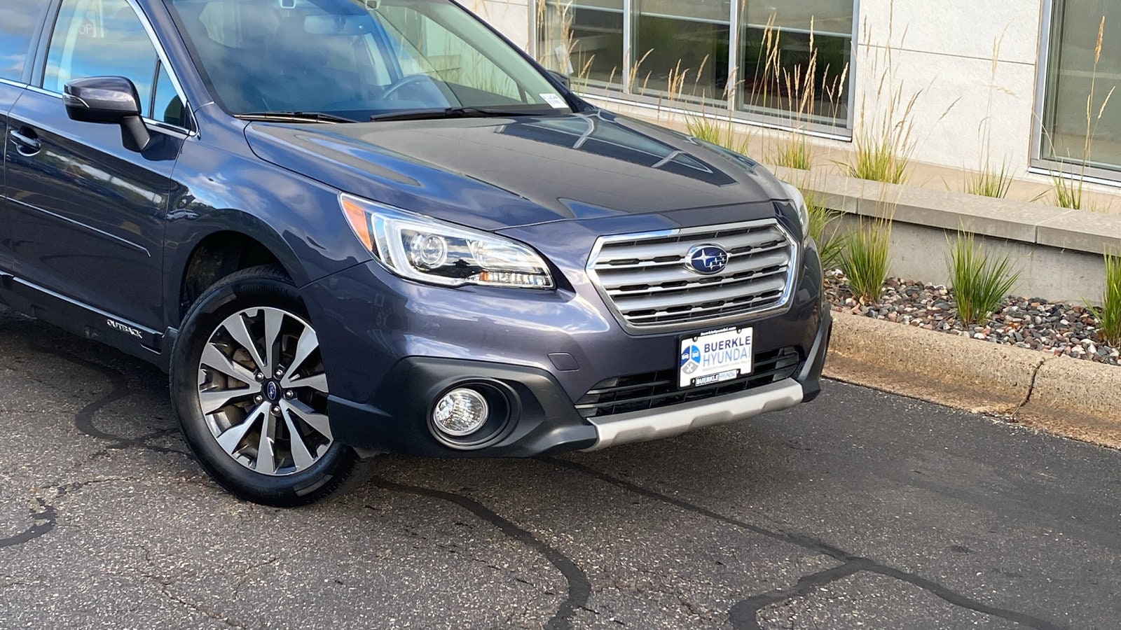 Used 2015 Subaru Outback Limited with VIN 4S4BSBNC0F3342729 for sale in Saint Paul, Minnesota