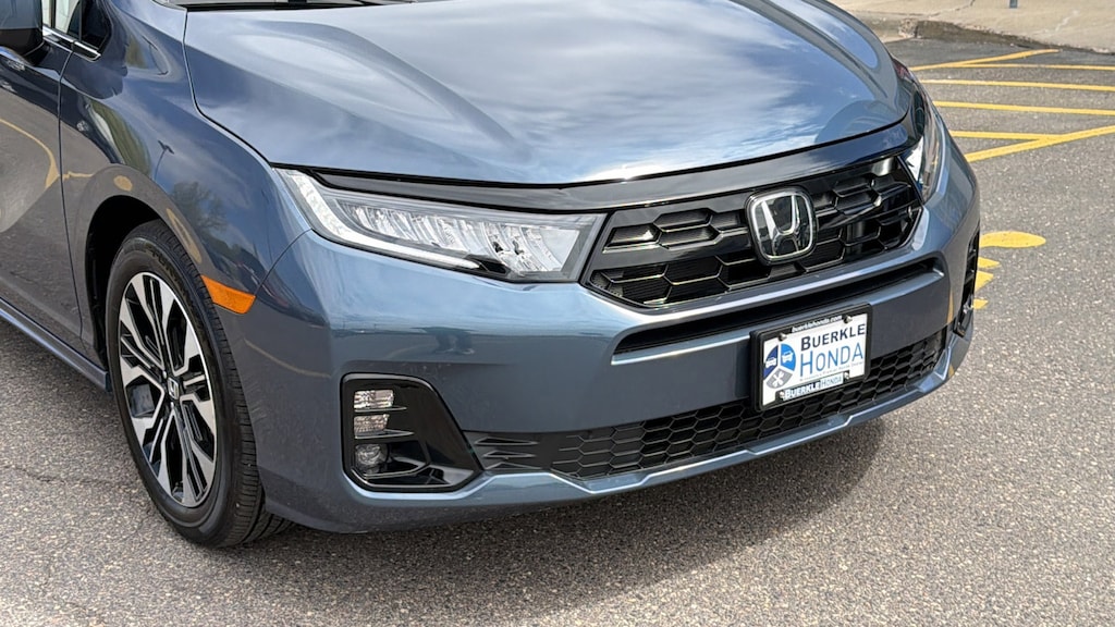 Used 2025 Honda Odyssey Elite Van