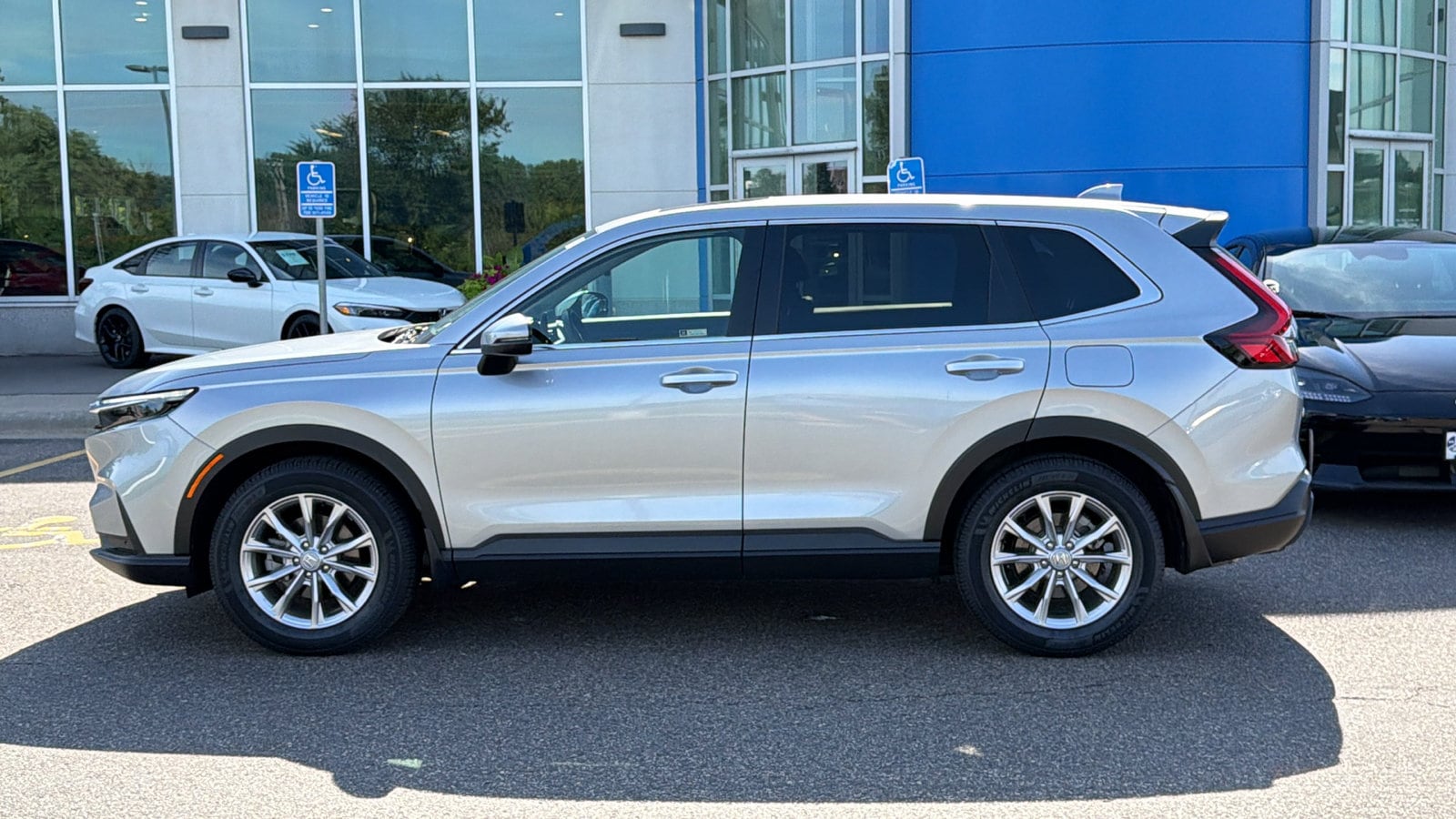 2024 Honda CR-V EX-L - Photo 10