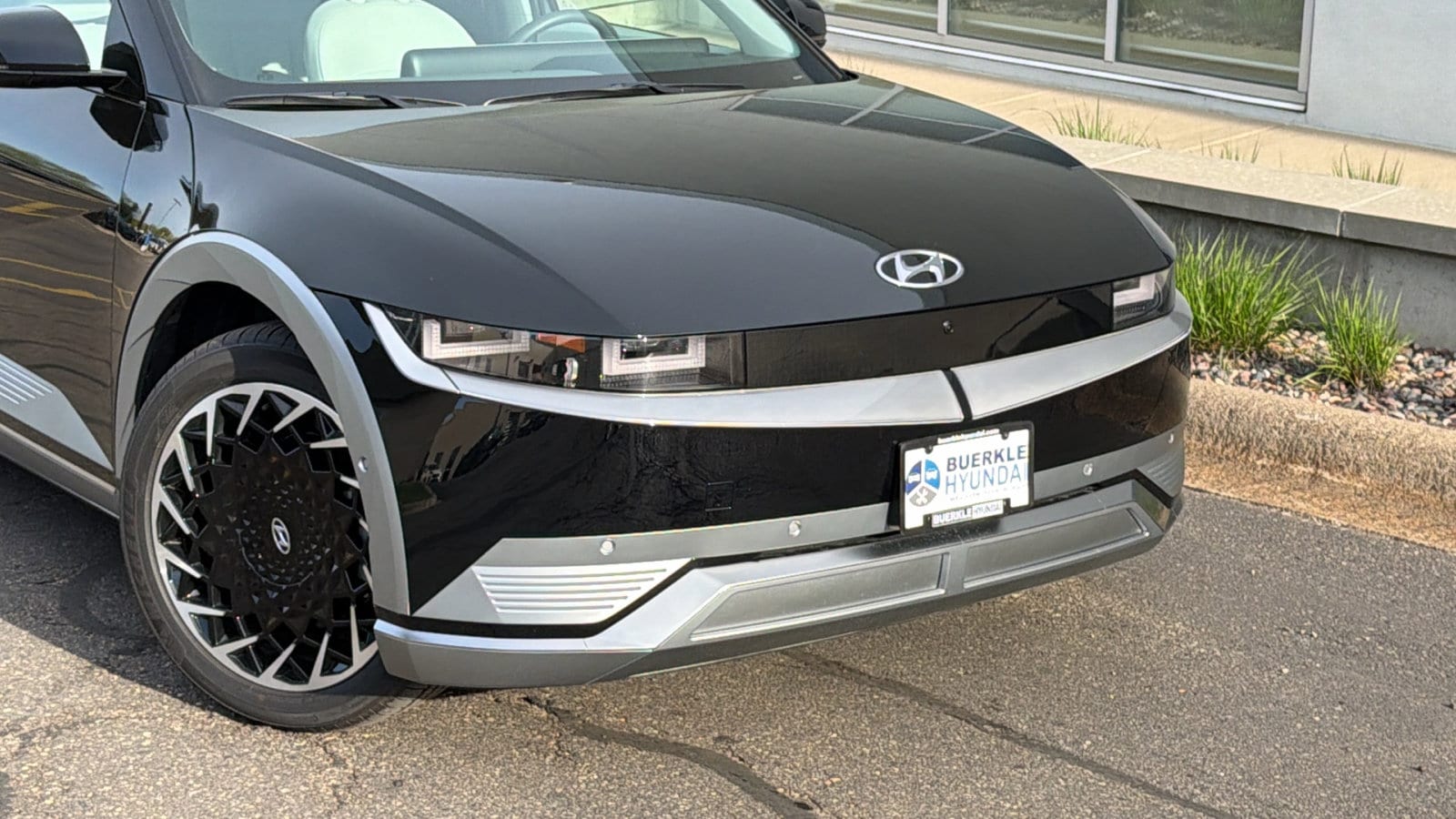 Certified 2024 Hyundai IONIQ 5 Limited with VIN KM8KRDDF7RU239907 for sale in Saint Paul, Minnesota