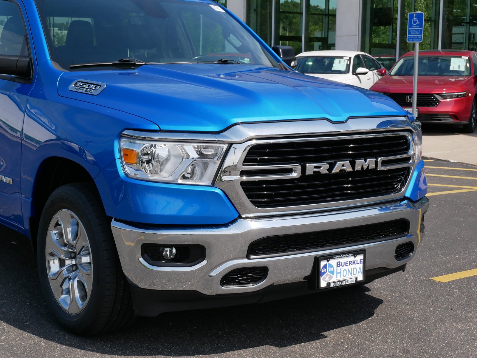 Used 2020 RAM Ram 1500 Pickup Big Horn/Lone Star with VIN 1C6SRFFT4LN369512 for sale in Saint Paul, MN