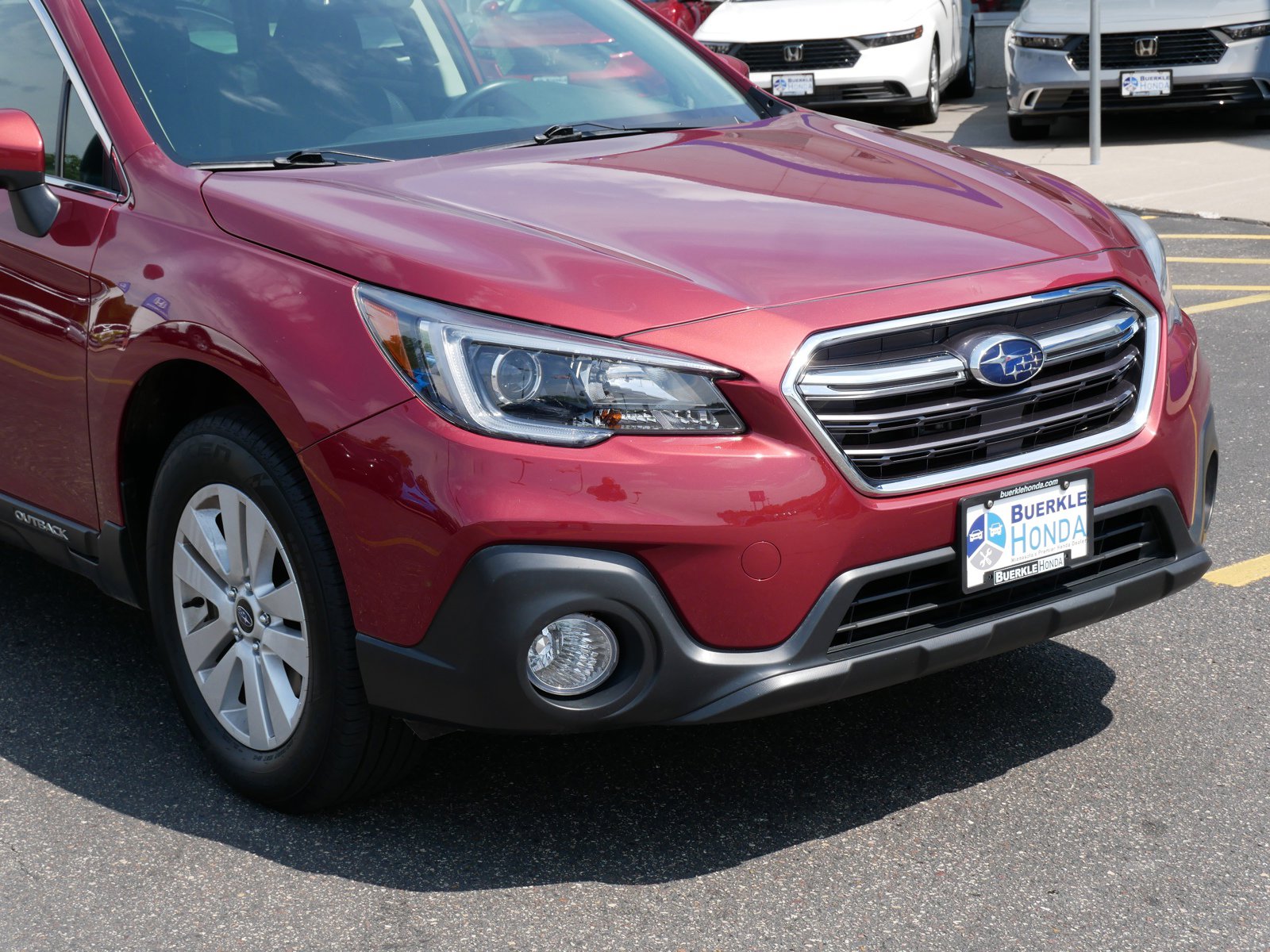 Used 2019 Subaru Outback Premium with VIN 4S4BSAFC5K3370951 for sale in Saint Paul, MN