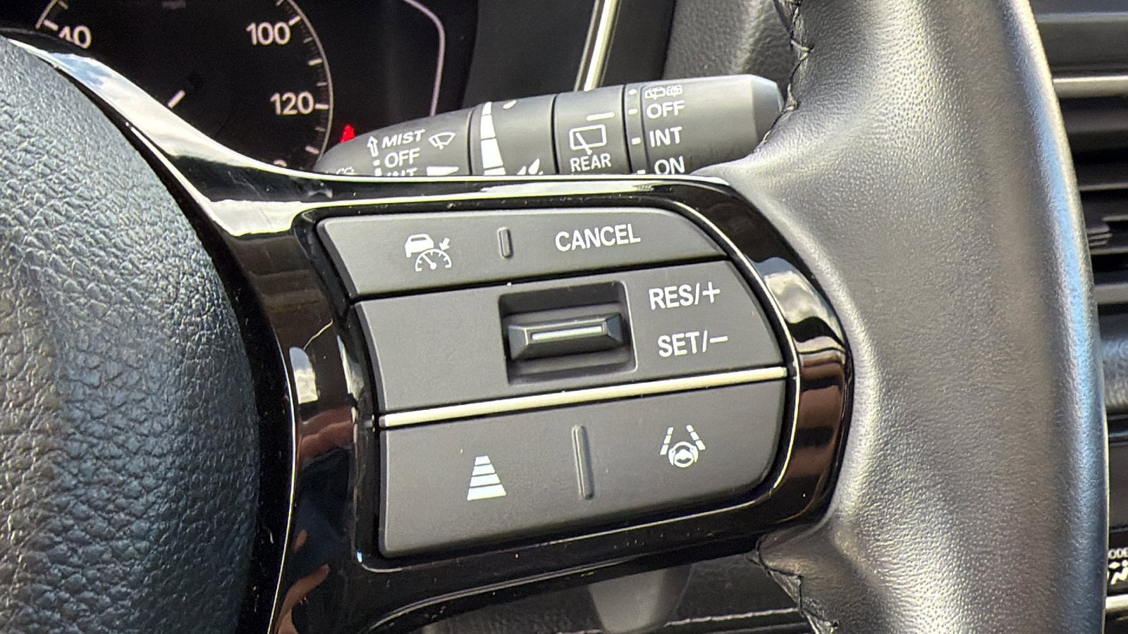 2024 Honda Pilot Touring - Photo 25