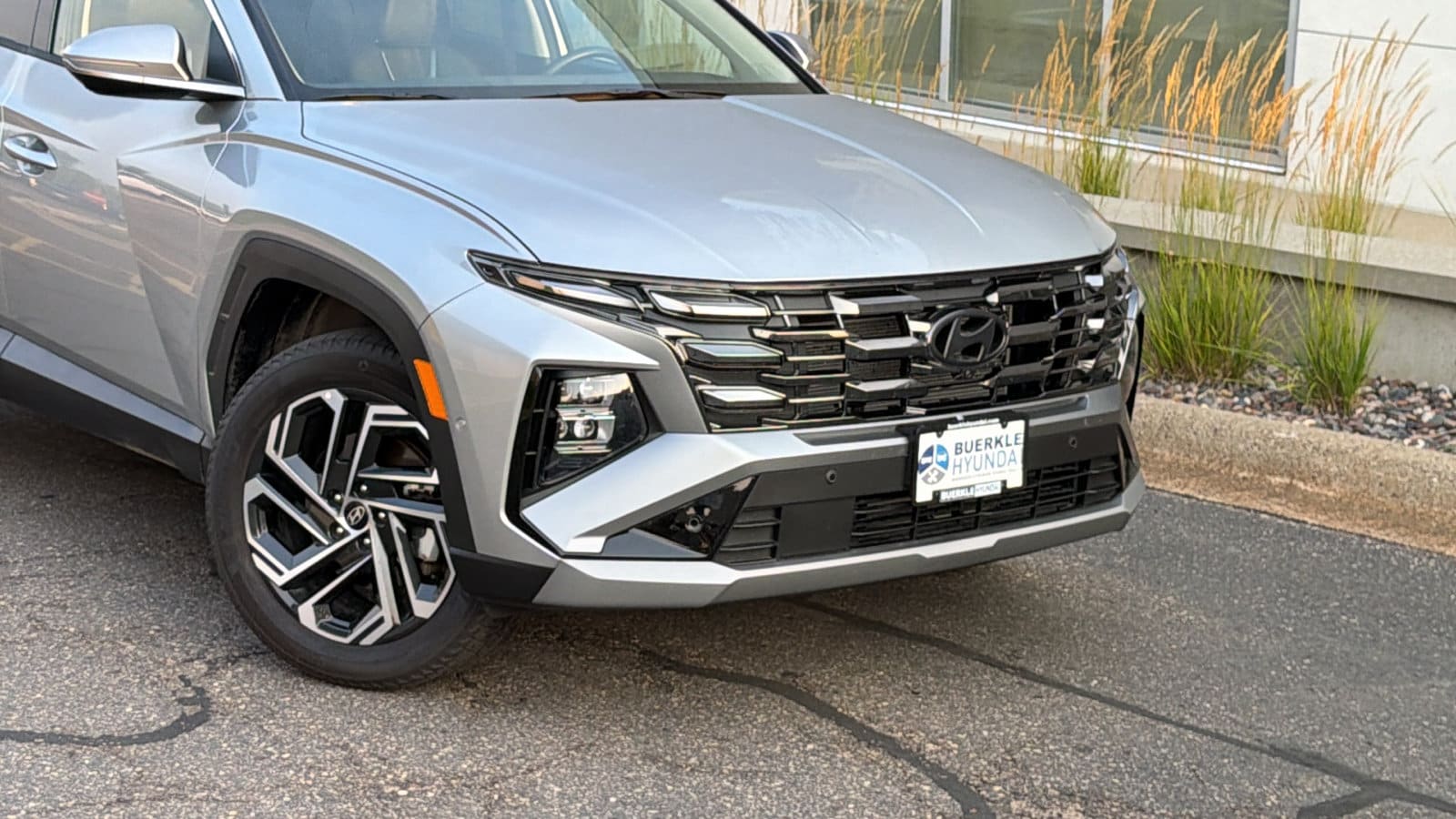 Used 2026 Hyundai Tucson Limited with VIN 5NMJECDE2TH647906 for sale in Saint Paul, Minnesota