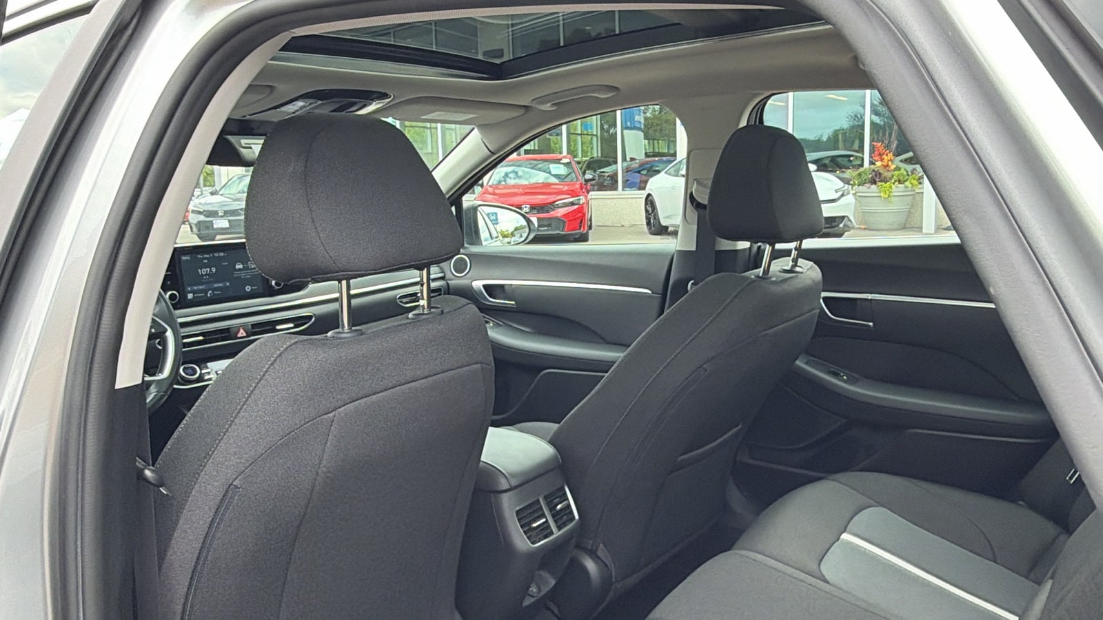 2021 Hyundai Sonata SEL - Photo 14