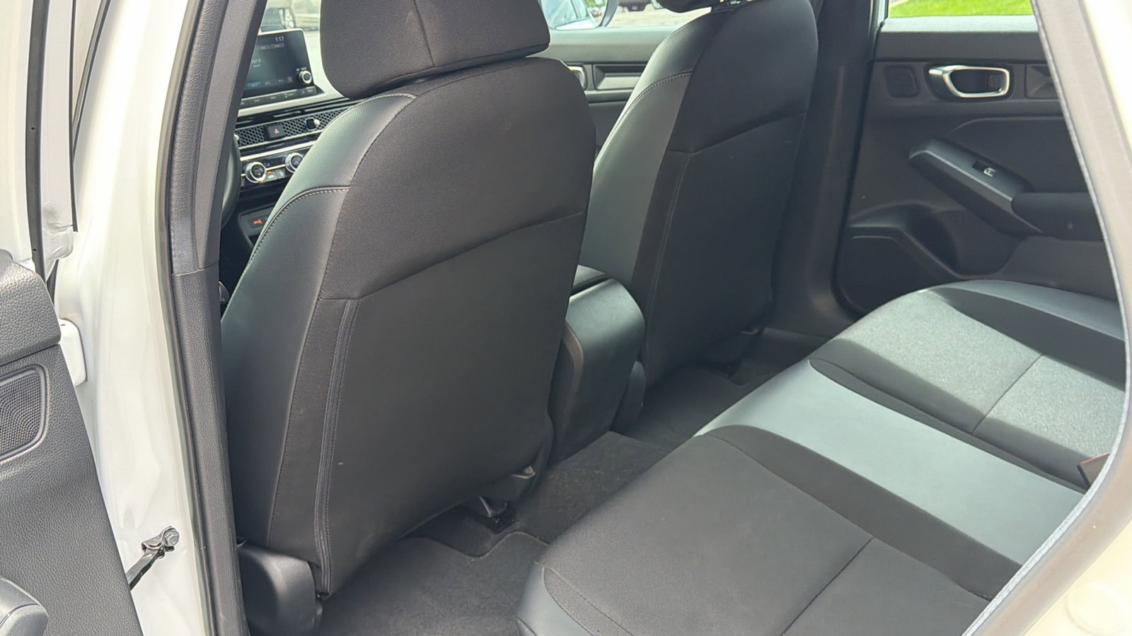 2024 Honda Civic Hatchback Sport - Photo 11