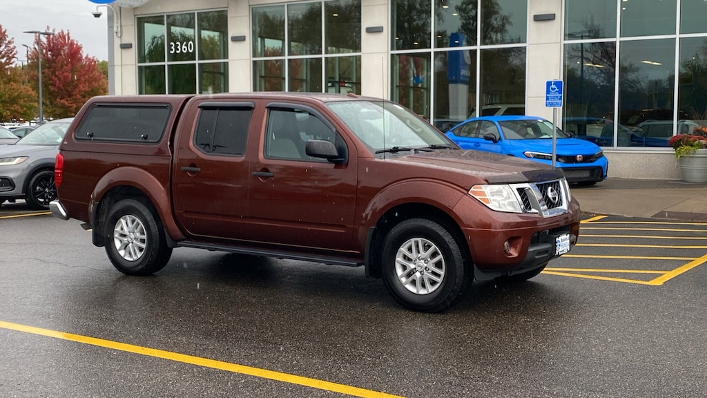 Used 2017 Nissan Frontier SV Truck Crew Cab