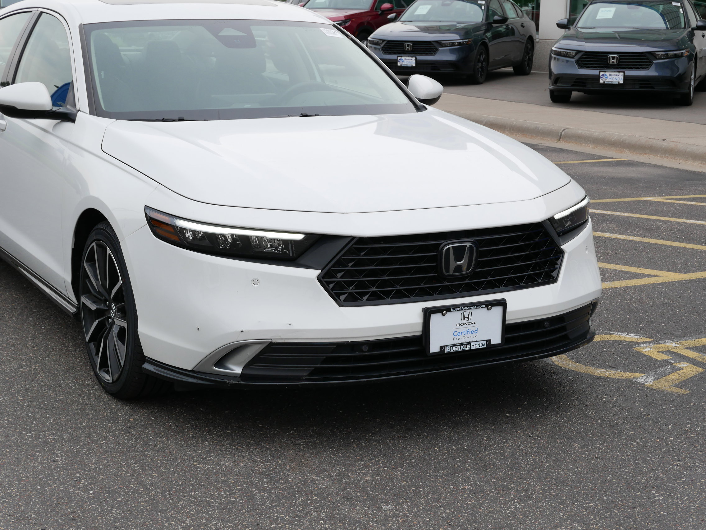 Used 2023 Honda Accord Hybrid Touring with VIN 1HGCY2F88PA025023 for sale in Saint Paul, Minnesota